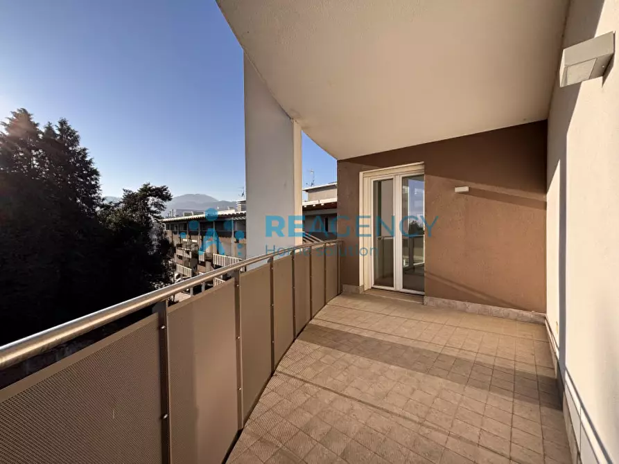 Immagine 13 di Attico in vendita  in Via Istria a Schio