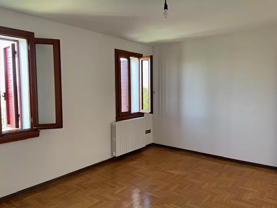 Immagine 3 di Casa indipendente in vendita  in via roma a Codevigo