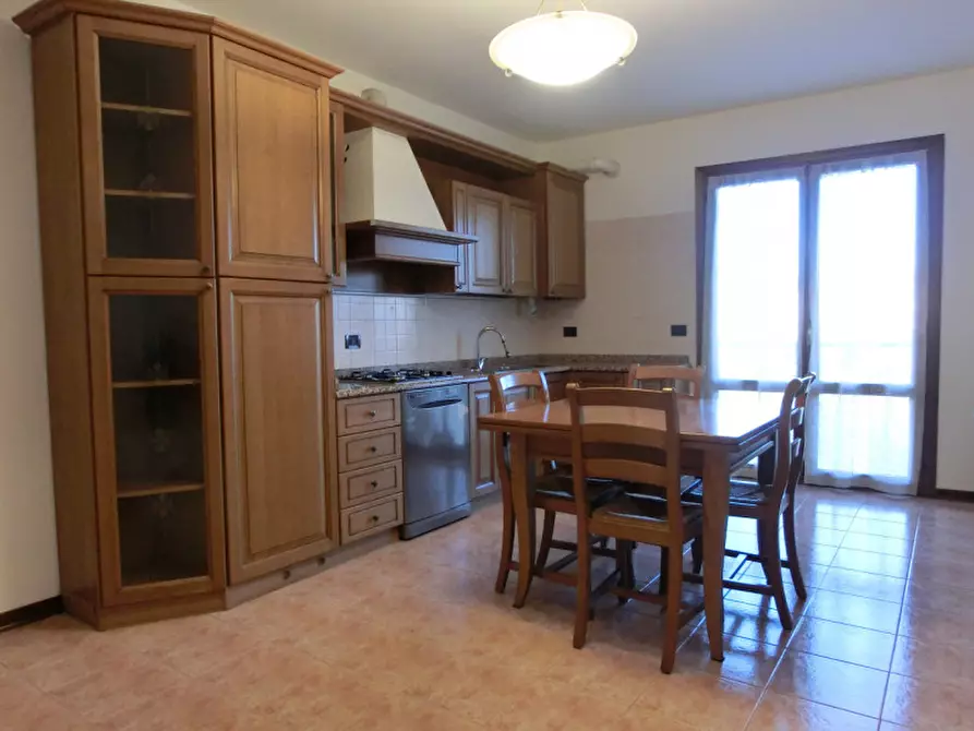 Immagine 2 di Appartamento in vendita  in Viale della Rimembranza a Salzano