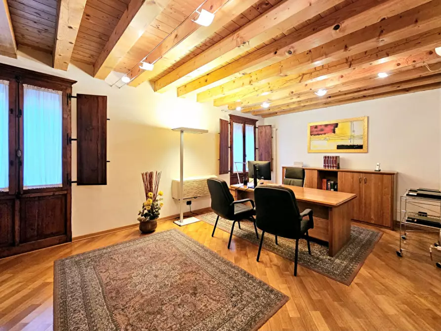 Immagine 5 di Ufficio in vendita  in Piazza Trento a Este