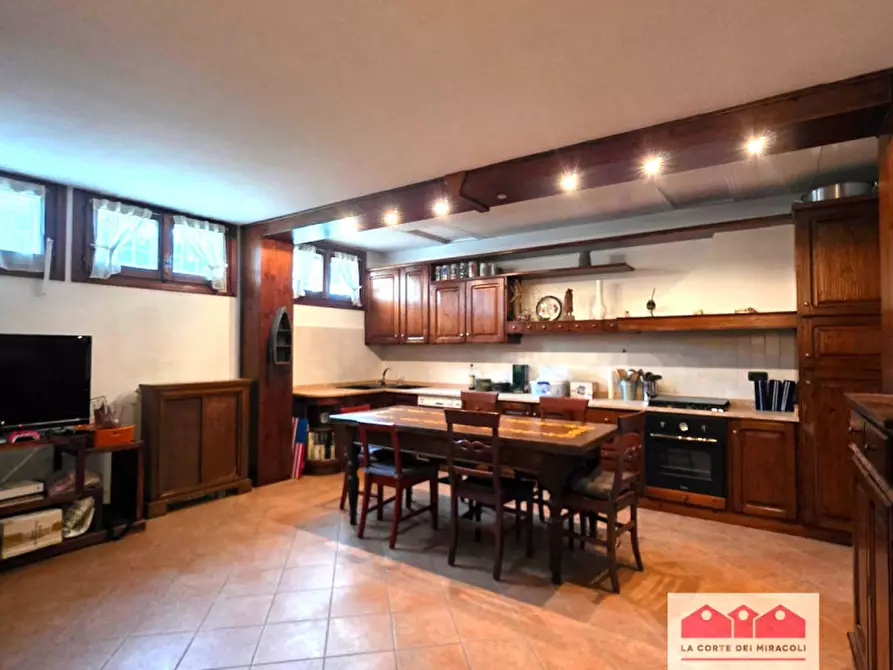 Immagine 25 di Casa indipendente in vendita  in Viale Francesco Crispi a Costabissara