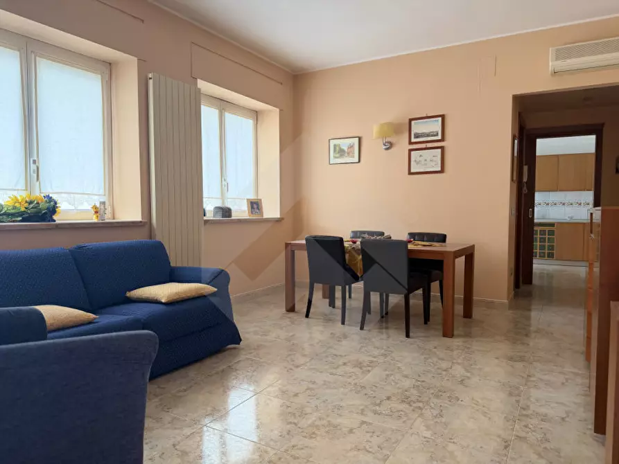 Immagine 10 di Appartamento in vendita  in Via Trani 68 a Andria