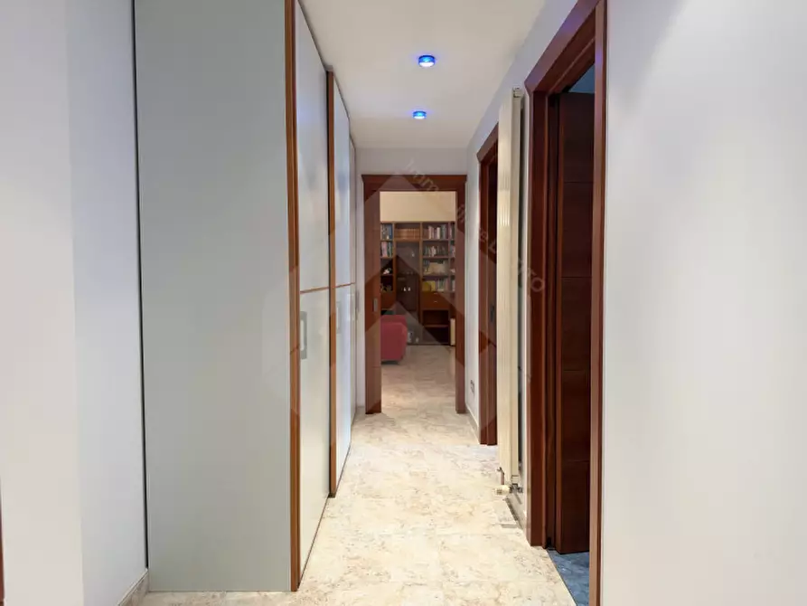 Immagine 15 di Appartamento in vendita  in Via Trani 68 a Andria