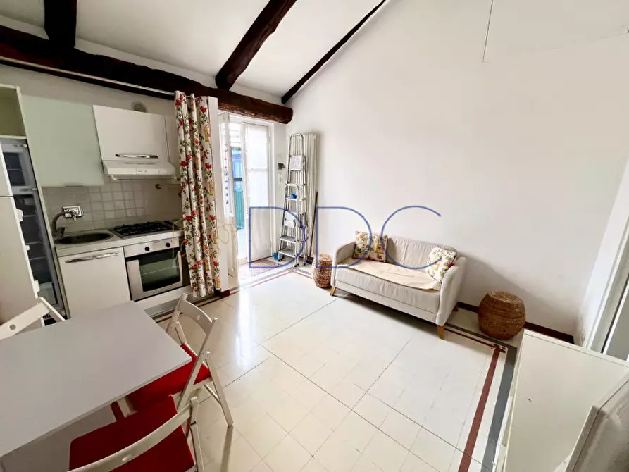 Immagine 10 di Appartamento in affitto  in via Silvio Pellico 2 bis a Torino