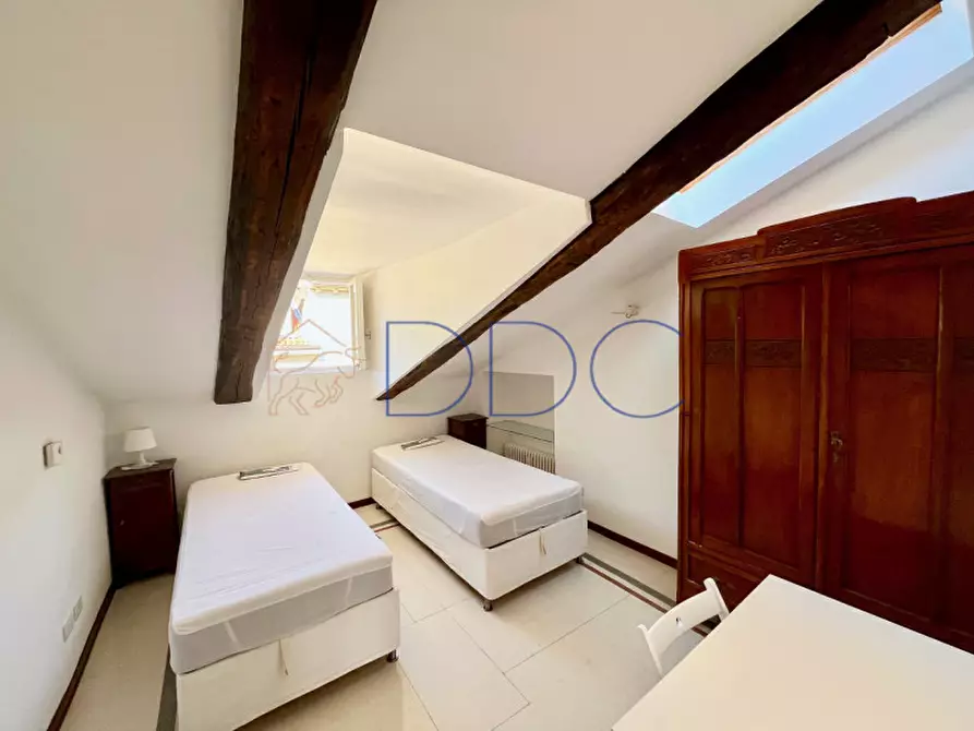 Immagine 16 di Appartamento in affitto  in via Silvio Pellico 2 bis a Torino