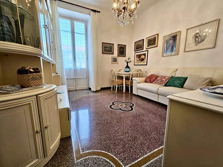 Immagine 6 di Appartamento in vendita  in Via Milano a Savona
