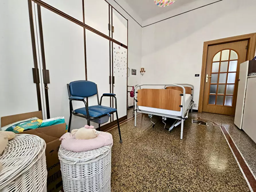 Immagine 15 di Appartamento in vendita  in Via Milano a Savona