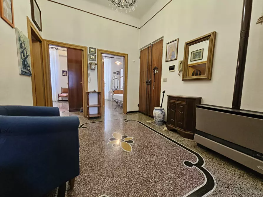 Immagine 19 di Appartamento in vendita  in Via Milano a Savona