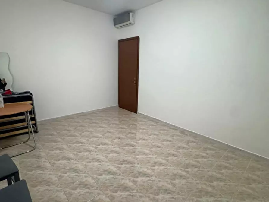 Immagine 5 di Appartamento in vendita  in Via Ovidio Publio a Cologno Monzese