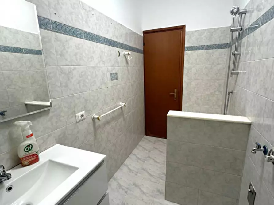 Immagine 17 di Appartamento in vendita  in Via Ovidio Publio a Cologno Monzese