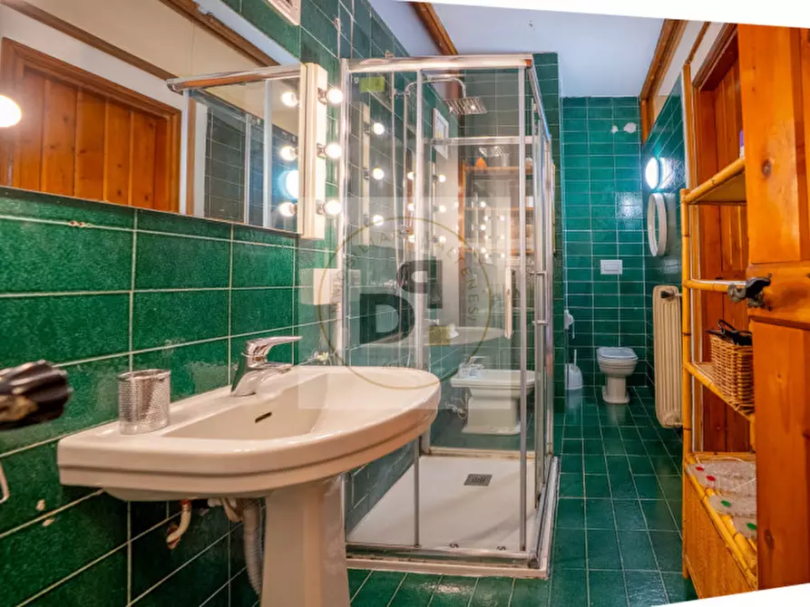 Immagine 1 di Appartamento in vendita  in VIA MAGNOLIE a San Felice Del Benaco