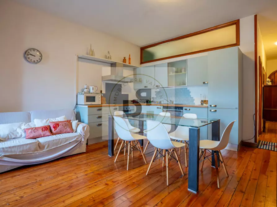 Immagine 3 di Appartamento in vendita  in VIA MAGNOLIE a San Felice Del Benaco