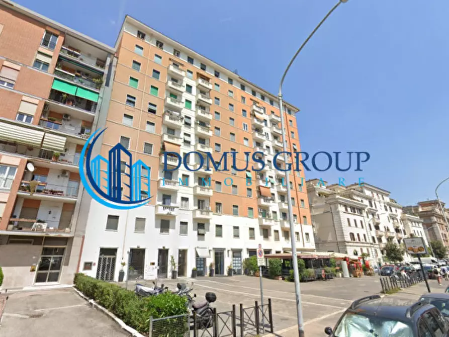 Immagine 1 di Appartamento in vendita  in Piazza dell'Alberone a Roma