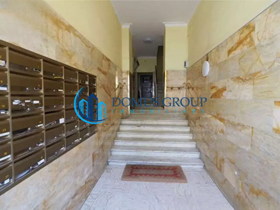 Immagine 5 di Appartamento in vendita  in Piazza dell'Alberone a Roma