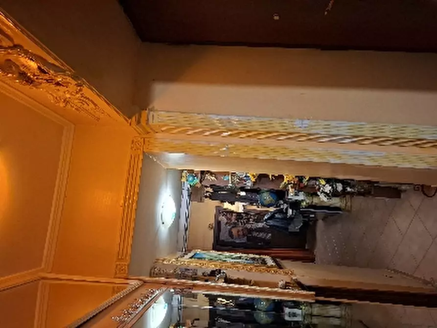 Immagine 2 di Appartamento in vendita  in Via Caltagirone, 15 a Roma