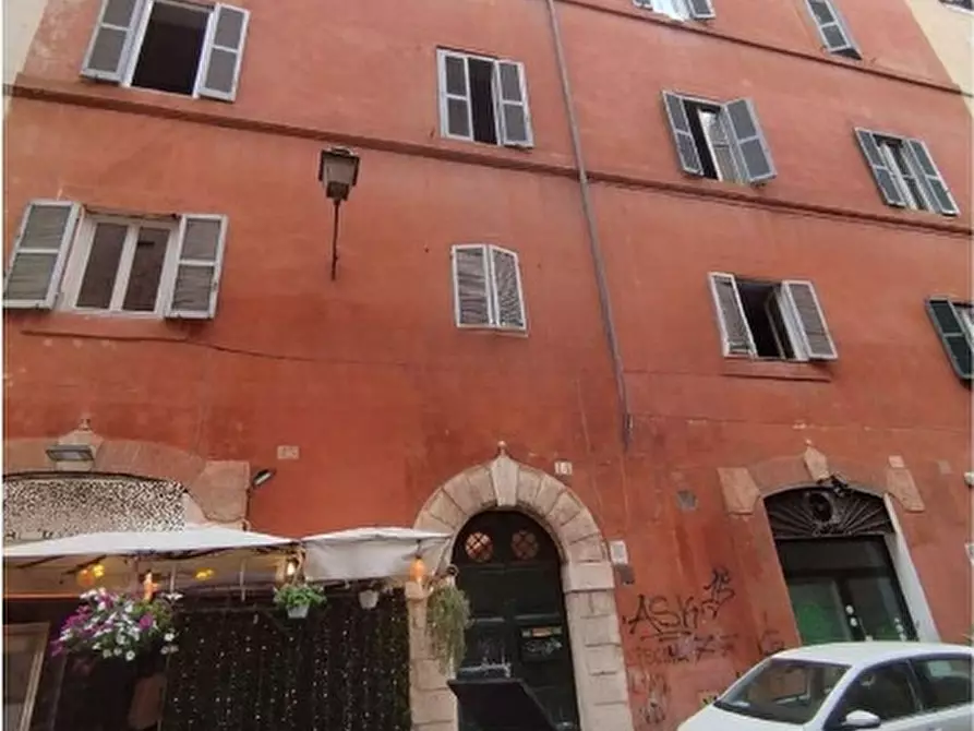 Immagine 2 di Appartamento in vendita  in VIA DELLA CHIESA NUOVA a Roma