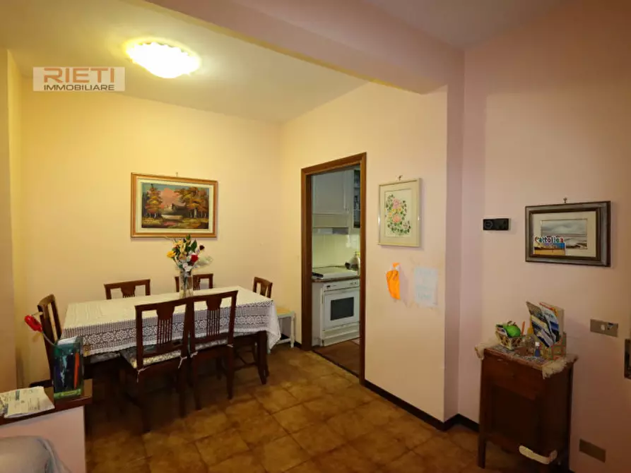 Immagine 5 di Appartamento in vendita  in Via Paradiso a Montopoli Di Sabina