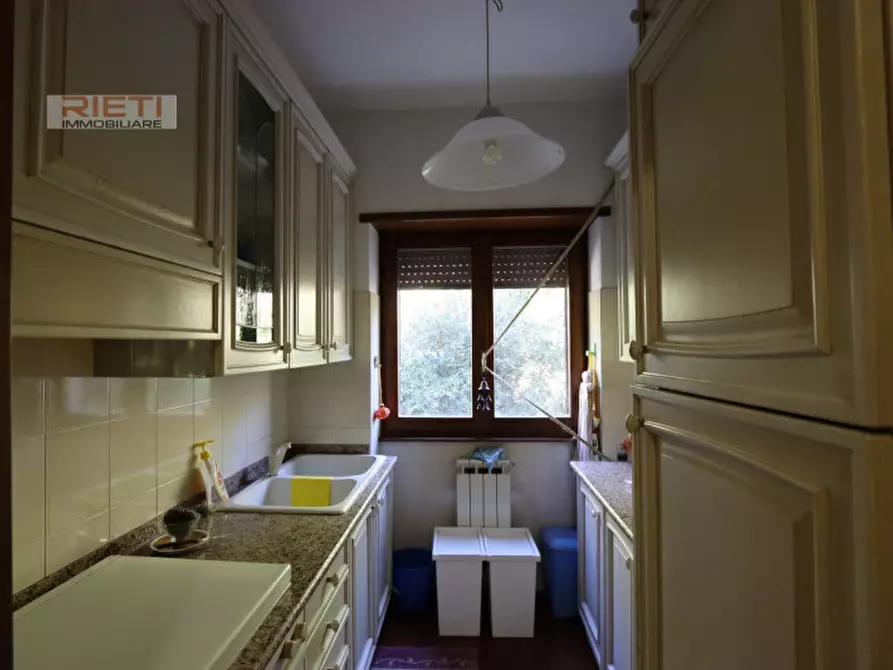 Immagine 9 di Appartamento in vendita  in Via Paradiso a Montopoli Di Sabina