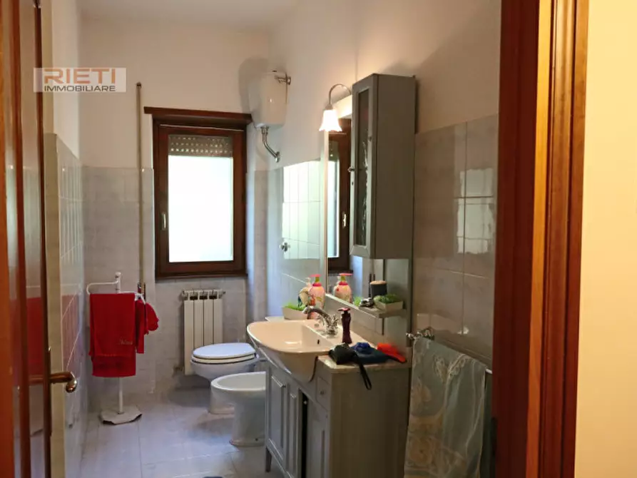 Immagine 12 di Appartamento in vendita  in Via Paradiso a Montopoli Di Sabina