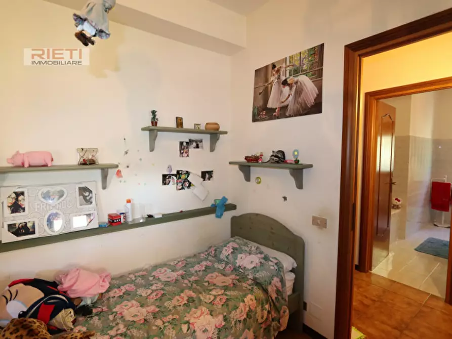 Immagine 17 di Appartamento in vendita  in Via Paradiso a Montopoli Di Sabina