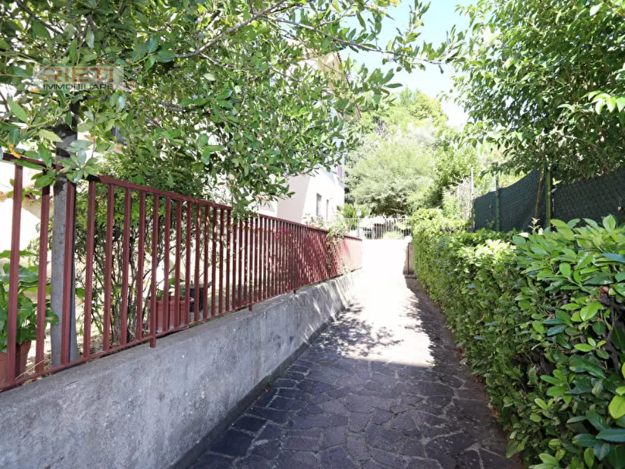 Immagine 20 di Appartamento in vendita  in Via Paradiso a Montopoli Di Sabina