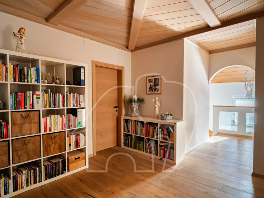 Immagine 3 di Appartamento in vendita  in Lavardi a Caldaro Sulla Strada Del Vino .Kaltern An De.