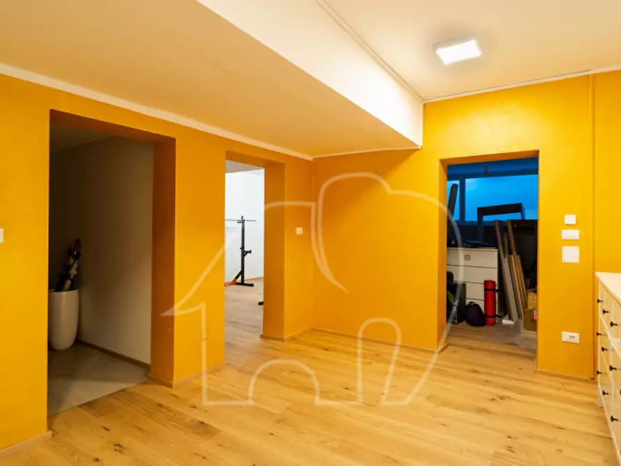 Immagine 11 di Appartamento in vendita  in Lavardi a Caldaro Sulla Strada Del Vino .Kaltern An De.