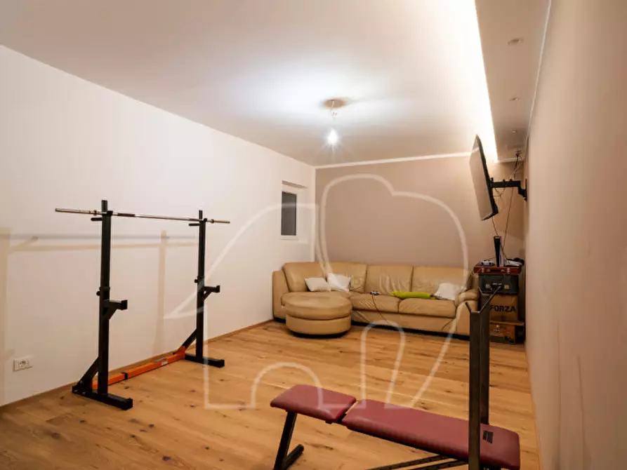 Immagine 12 di Appartamento in vendita  in Lavardi a Caldaro Sulla Strada Del Vino .Kaltern An De.