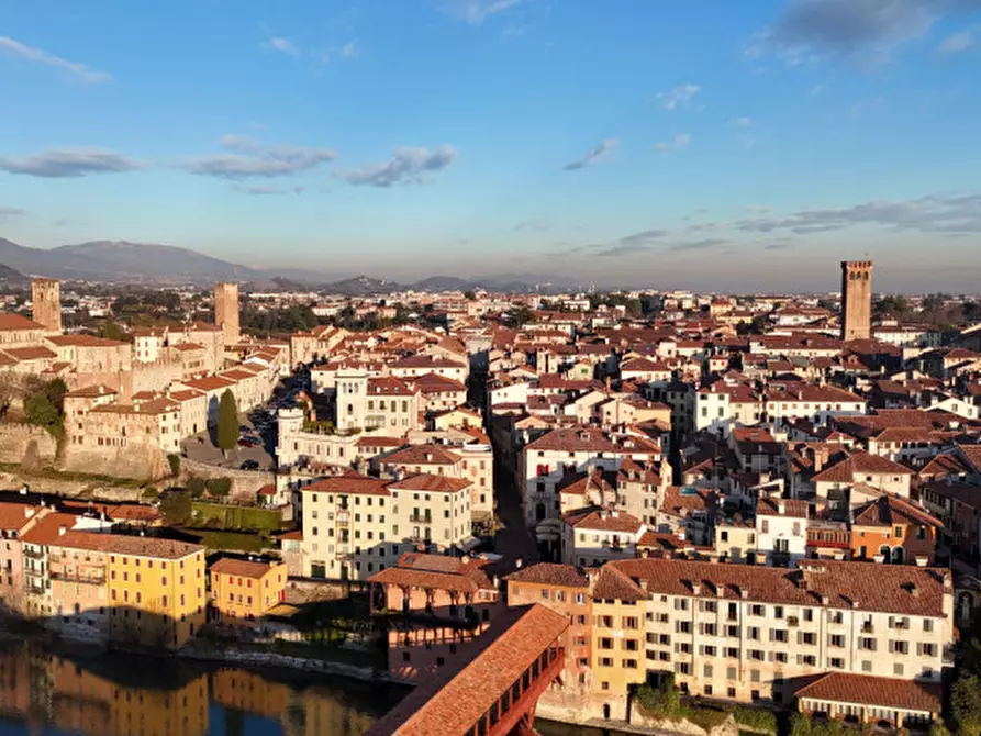 Immagine 10 di Appartamento in vendita  in Via Bernucci a Bassano Del Grappa