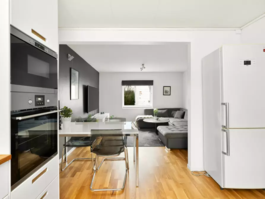 Immagine 3 di Casa bifamiliare in vendita  in via puccini a Albignasego