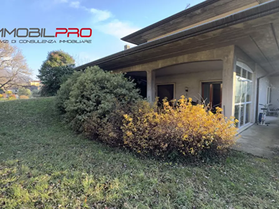 Immagine 1 di Villa in vendita  in Viale Europa, 14 a Velo D'astico