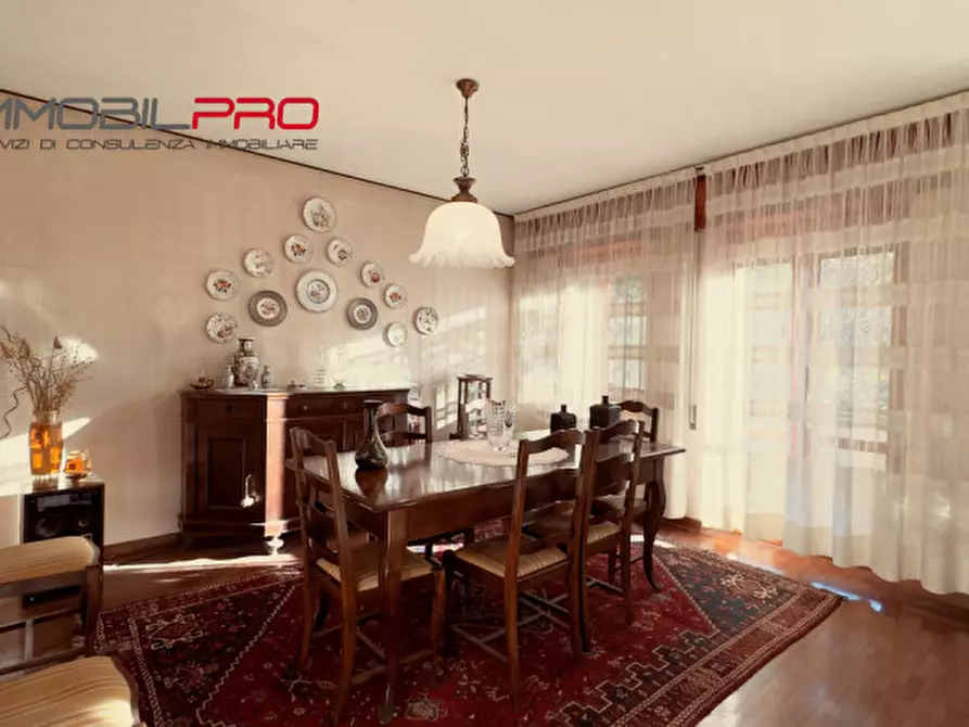 Immagine 9 di Villa in vendita  in Viale Europa, 14 a Velo D'astico