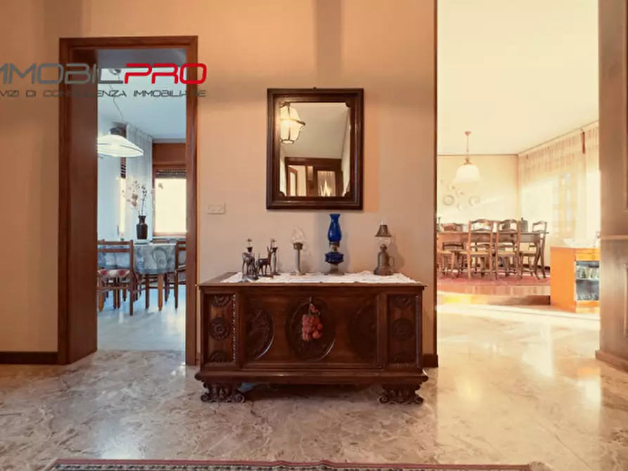 Immagine 12 di Villa in vendita  in Viale Europa, 14 a Velo D'astico