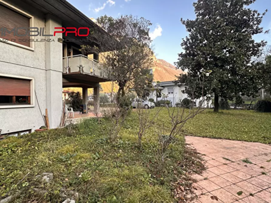 Immagine 38 di Villa in vendita  in Viale Europa, 14 a Velo D'astico