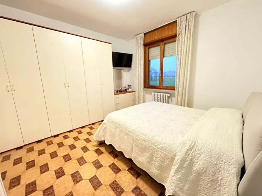Immagine 8 di Appartamento in vendita  in Strada Mutta a Parma