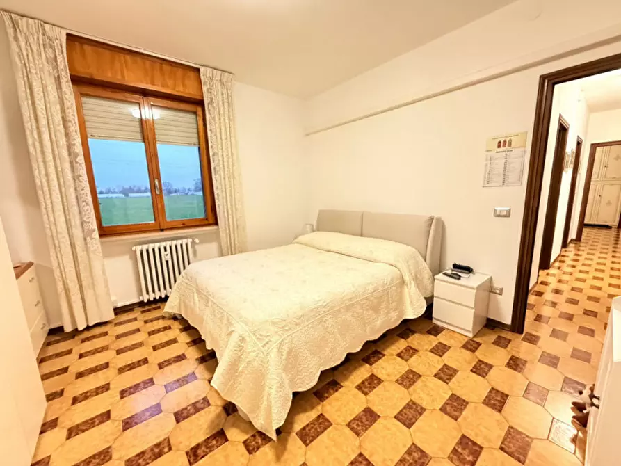 Immagine 9 di Appartamento in vendita  in Strada Mutta a Parma