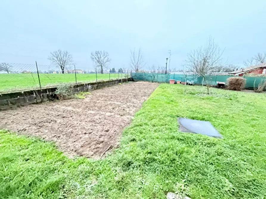 Immagine 19 di Appartamento in vendita  in Strada Mutta a Parma