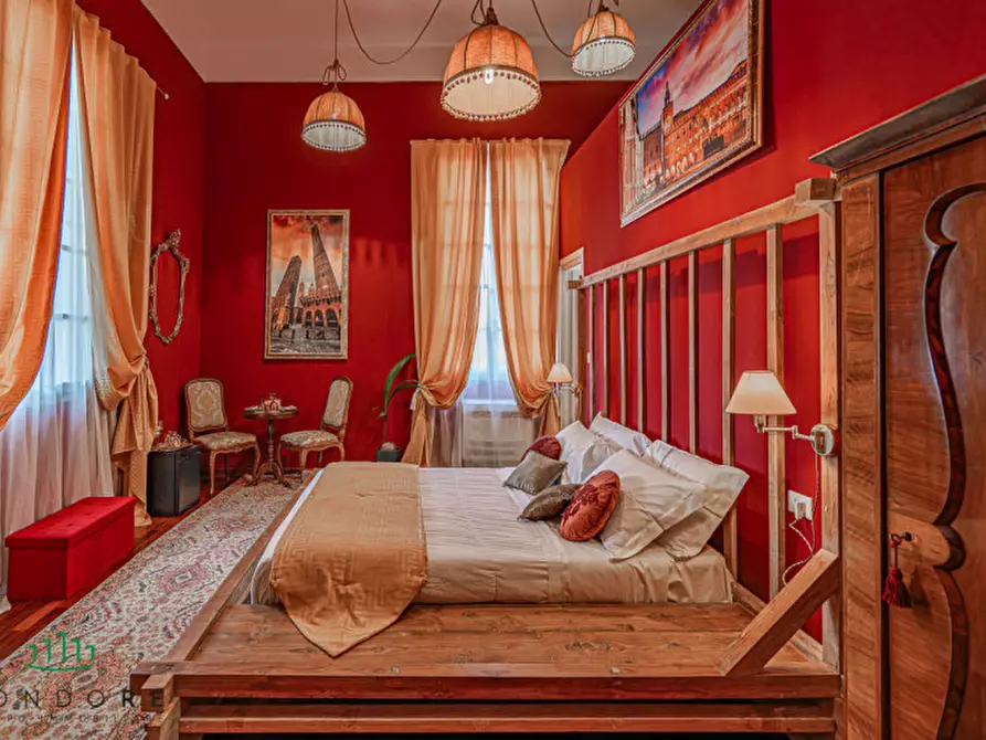 Immagine 29 di Villa in vendita  in Via San Donato a Bologna