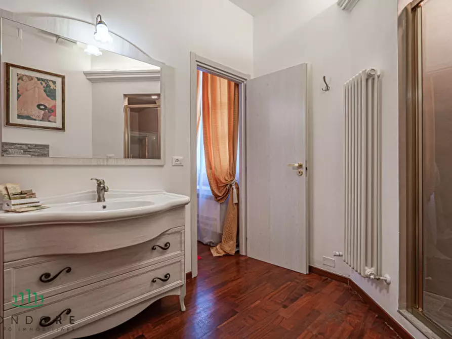 Immagine 39 di Villa in vendita  in Via San Donato a Bologna