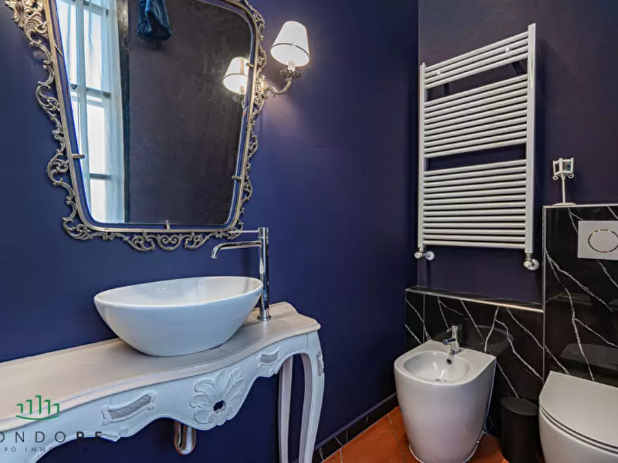 Immagine 49 di Villa in vendita  in Via San Donato a Bologna