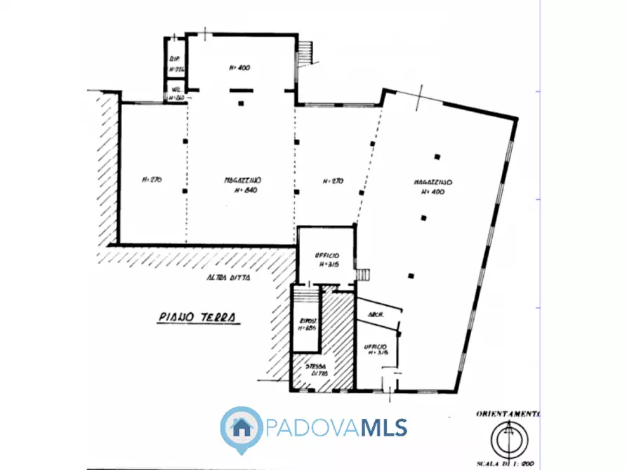 Immagine 12 di Magazzino in vendita  in Via Jacopo d'Avanzo a Padova