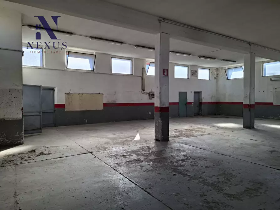 Immagine 7 di Capannone industriale in vendita  in via dell'industria a Fano