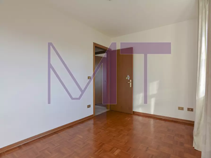 Immagine 9 di Appartamento in vendita  in viale venezia giulia a Cormons