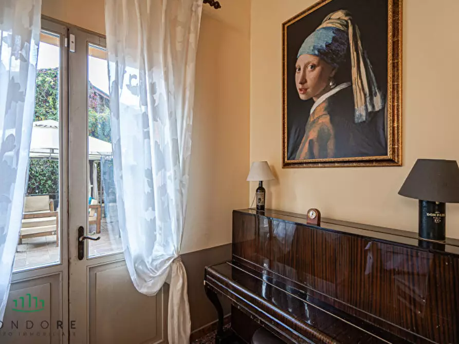 Immagine 19 di Villa in vendita  in Via San Donato a Bologna