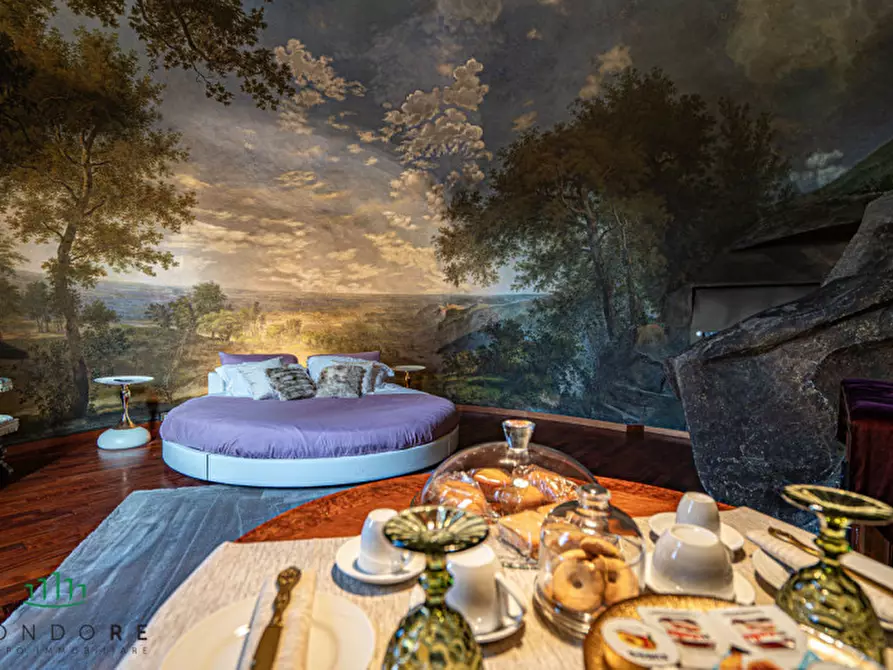 Immagine 36 di Villa in vendita  in Via San Donato a Bologna