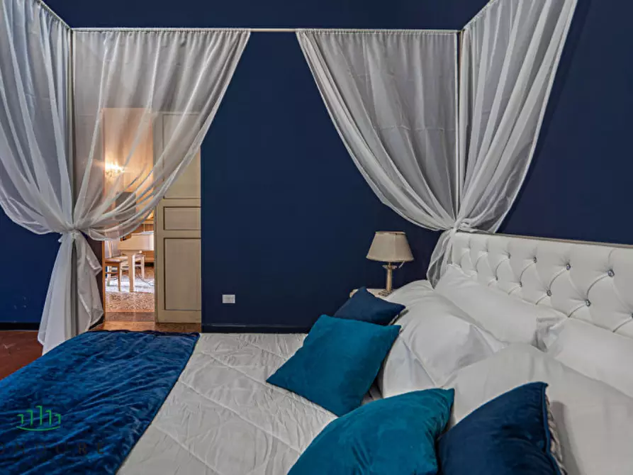 Immagine 61 di Villa in vendita  in Via San Donato a Bologna