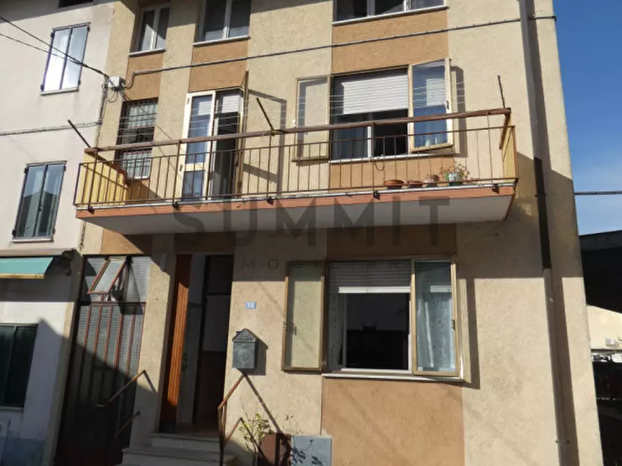 Immagine 2 di Villetta a schiera in vendita  a Schio