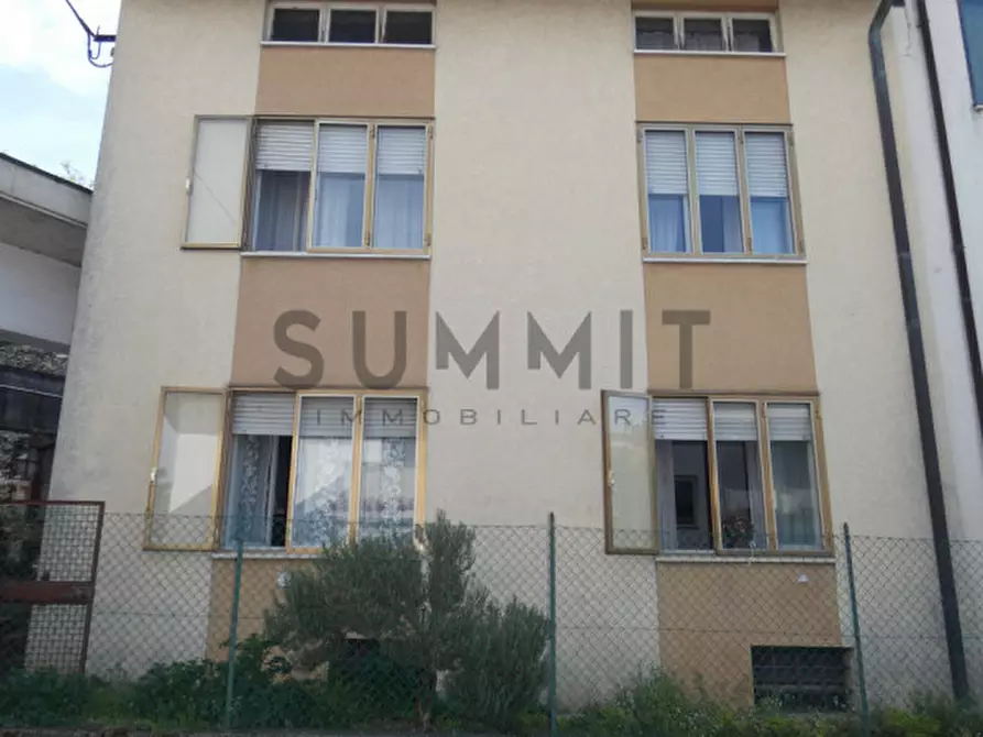 Immagine 24 di Villetta a schiera in vendita  a Schio