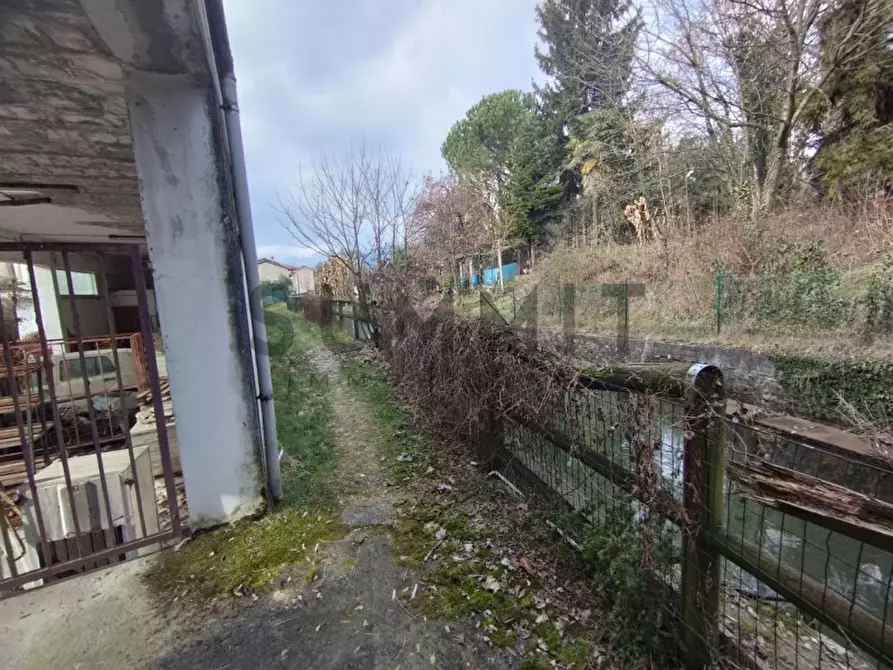 Immagine 25 di Villetta a schiera in vendita  a Schio