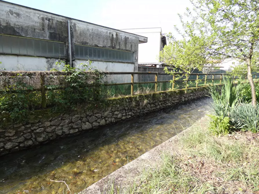 Immagine 26 di Villetta a schiera in vendita  a Schio